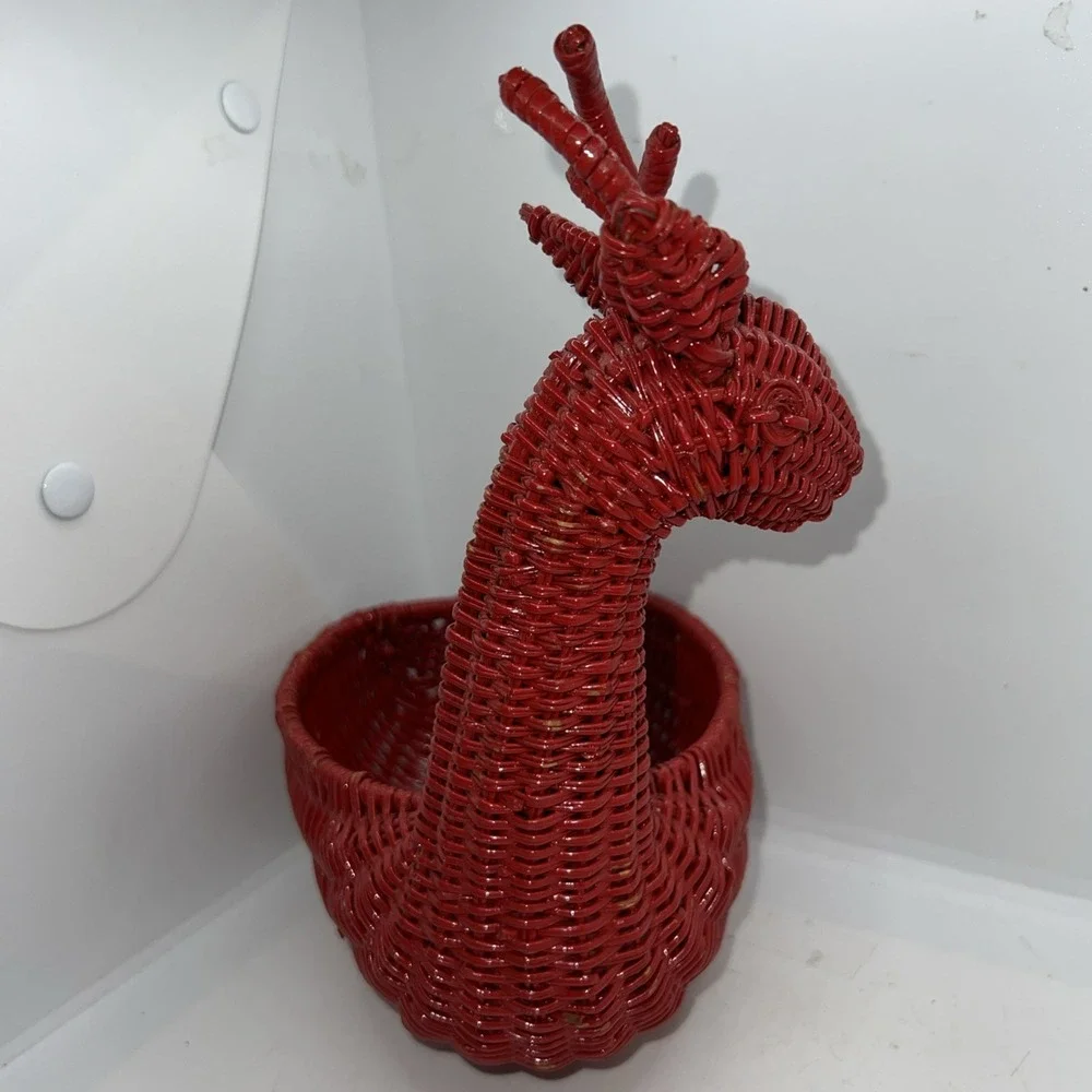 Christmas Holiday Reindeer‎ Red Painted Basket Table Decor Wicker Rattan Gift